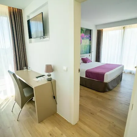 Hotel Jardin De Bellver 4*