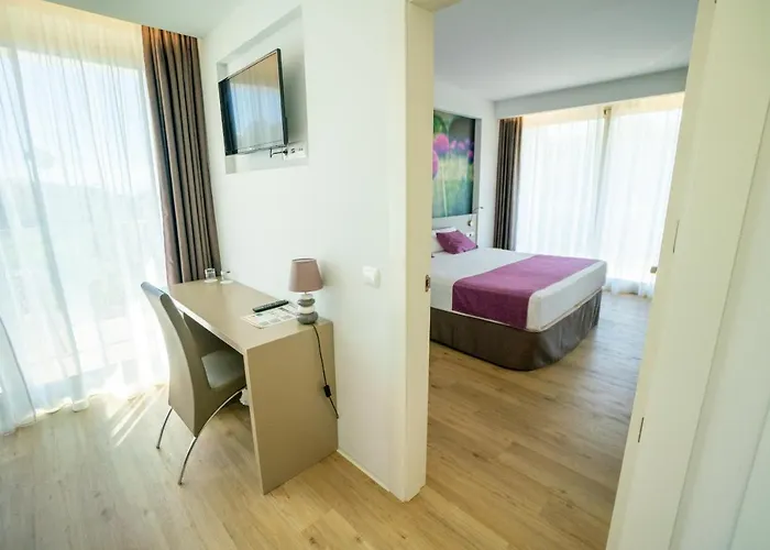 فندق Jardin De Bellver 4*