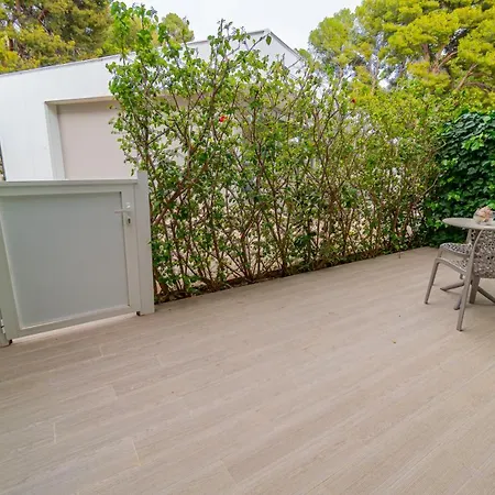 Hotel Jardin De Bellver 4*